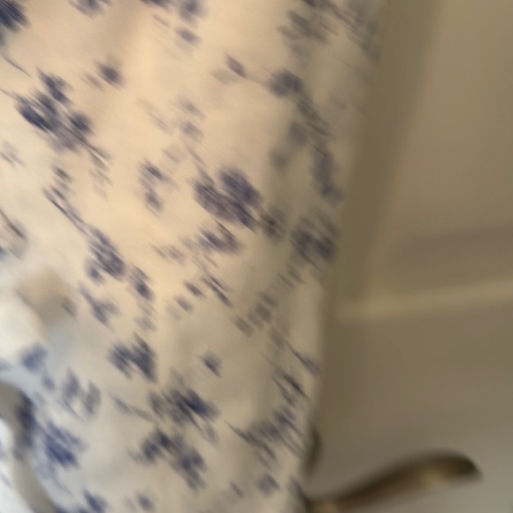 Reformation White Camisole Top with Delicate Bow Detail linen - Picture 4 of 6